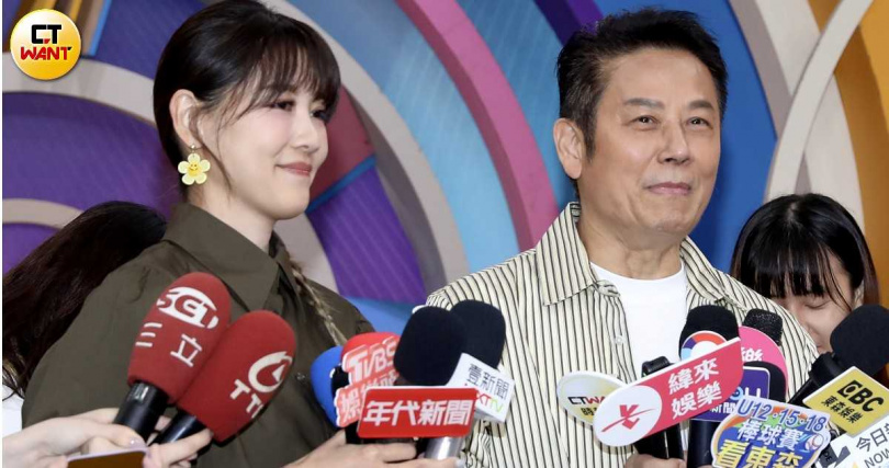 徐乃麟(右)直呼非常佩服陳漢典、Lulu,嚴立婷也送上祝福。(圖/侯世駿攝)