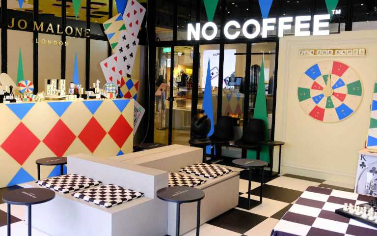 英倫遊戲場景 × 奇幻派對風格,打造沉浸式節慶空間(圖/品牌提供)