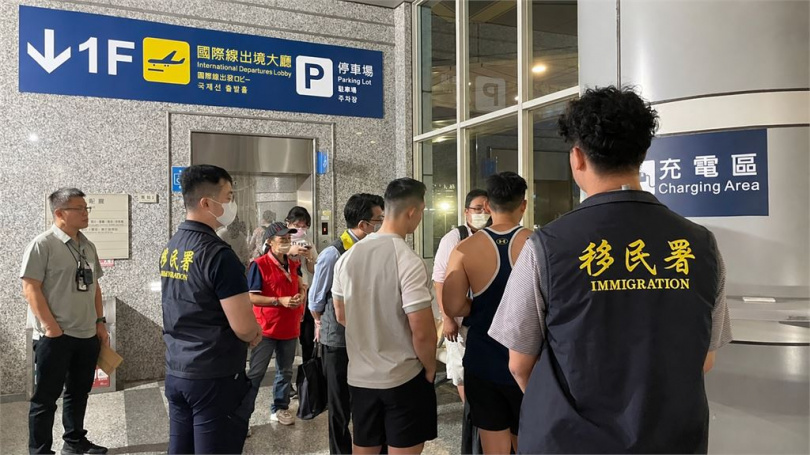 同志網紅遭開罰20萬元並被驅逐出境。（圖／移民署提供）