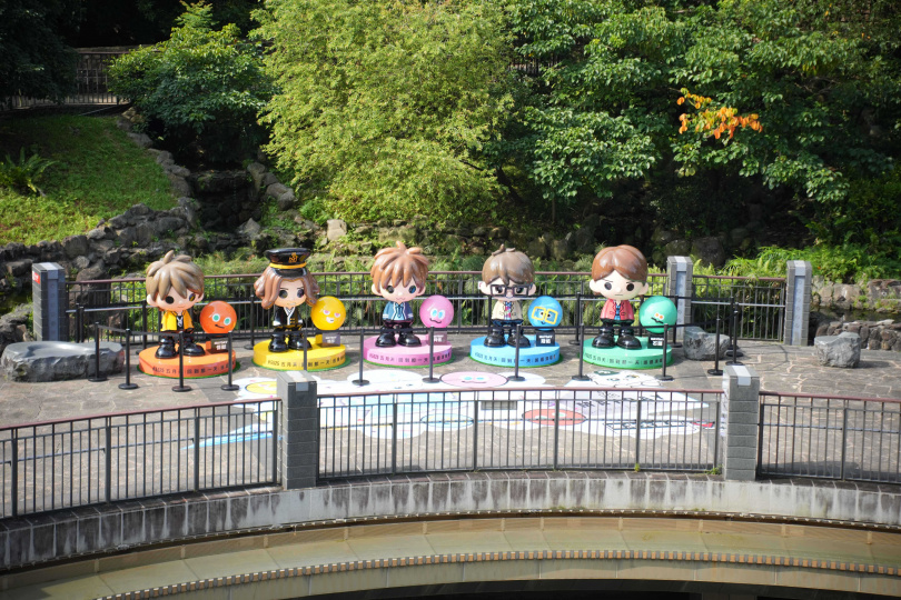 颱風過後各地公仔都回歸原位。（圖／相信音樂提供）