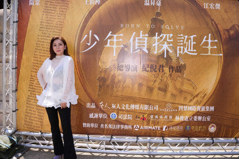 對於母乳爭議,王彩樺說要尊重媽媽的決定。(圖/灰人文化提供)