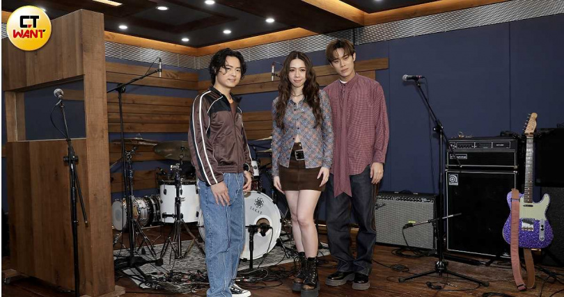 告五人收到許多尾牙邀約。（圖／侯世駿攝）