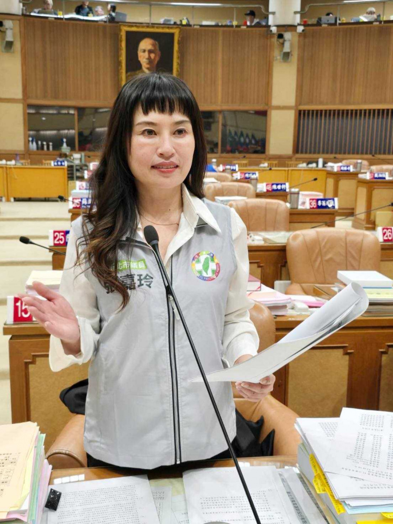 新北市議員張嘉玲指出,希望二審法官可以審酌相關證據,還被害幼童及家屬公道。圖/翻攝張嘉玲臉書)