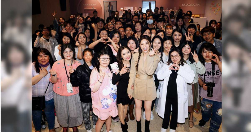 李燕昨日舉辦品牌見面會，破百人參加。（圖／Kocskin克麗詩黛提供）