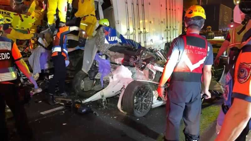 昨深夜國道車禍，釀1死5傷。（圖／翻攝畫面）