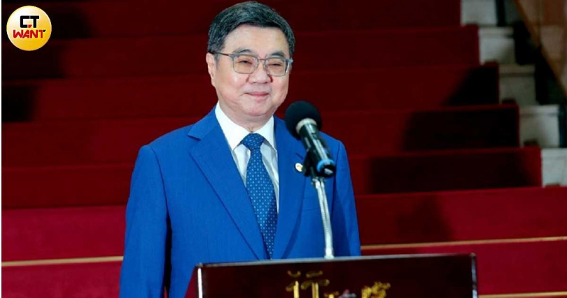 台美關稅談判總結確認「對等關稅15%不疊加、半導體及衍生品關稅最優惠待遇」等多項共識，行政院長卓榮泰（圖）滿意地笑了。（圖／周志龍攝）