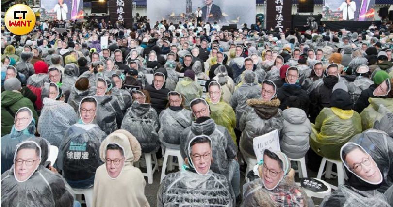 台灣民眾黨呼籲執政黨誠實告訴人民，「砸鍋賣鐵」換來的輸美優稅，背後還要付出什麼隱藏的代價。（圖／CTWANT攝影組）