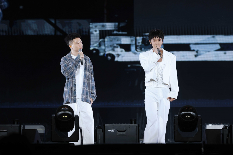 鼓鼓呂思緯和蕭秉治相隔一年再度合體演出。（圖／相信音樂提供）