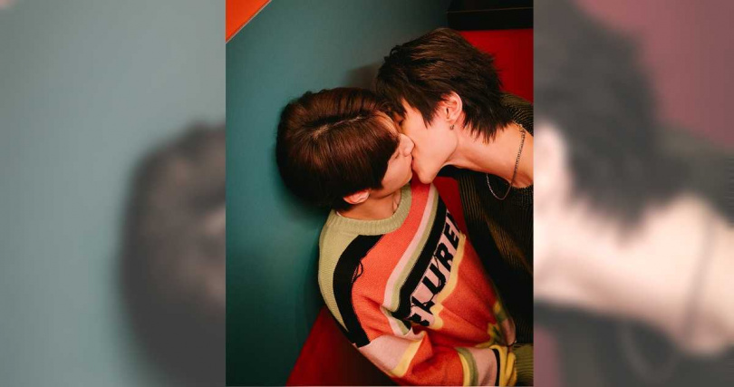 成晞假借約會教學之名釋放心意，在廁所激吻王君豪。（圖／《秘密關係》製作單位）