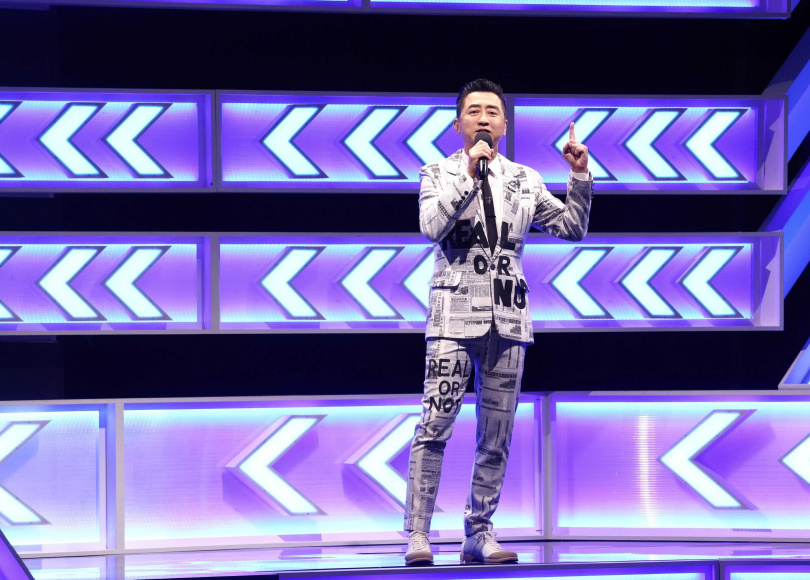 哈林驚訝體罰制度。（圖／公視提供）