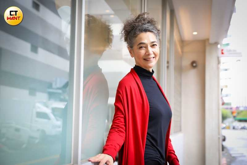 年輕時賴佩霞到監所活動，成為改變她生命的契機。（圖／侯世駿攝）