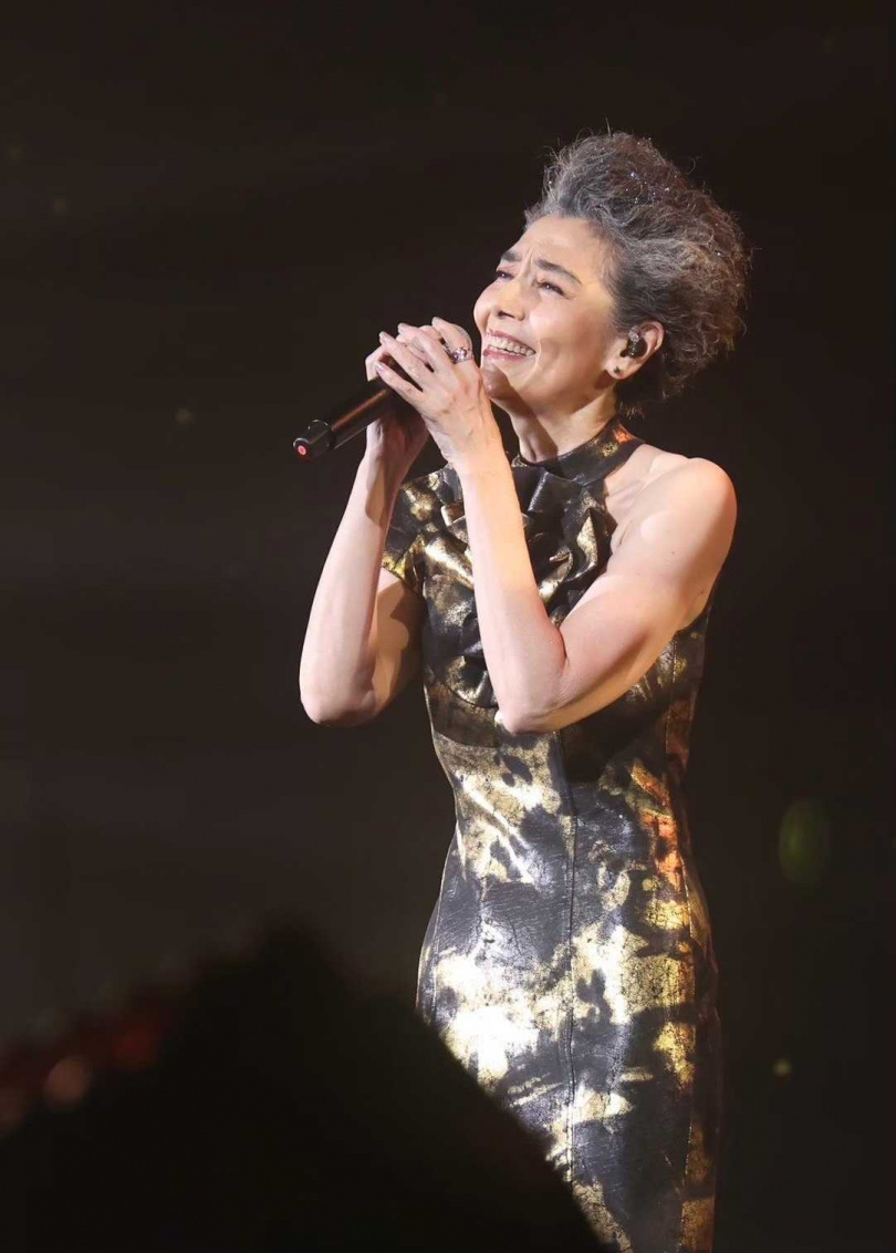 今年賴佩霞登上小巨蛋參加民歌50演唱會。(圖/經紀人提供)