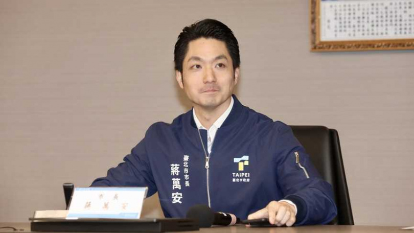 台北市長蔣萬安(圖)認為地下管道間加裝金屬鐵網以滅鼠或許可行。(圖/方萬民攝)
