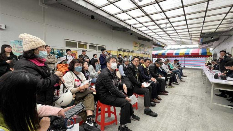 不少災民關切房屋整修補助，立委郭國文3日邀中央官員南下召開座談會。（圖／中國時報記者張毓翎攝）