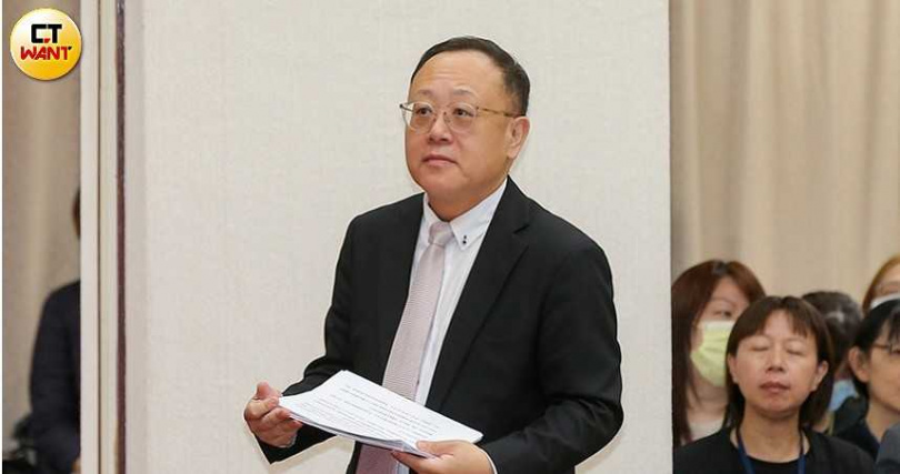 行政院政務委員史哲（圖）將接任高鐵董事長引發各界話題不斷。（圖／黃耀徵攝）