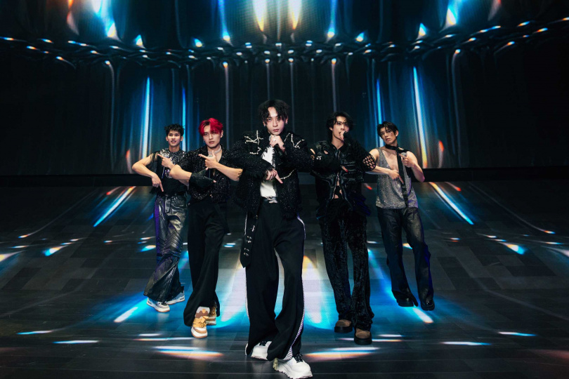 FEniX的團員們感情相當好。（圖／華納音樂X寬宏藝術提供）