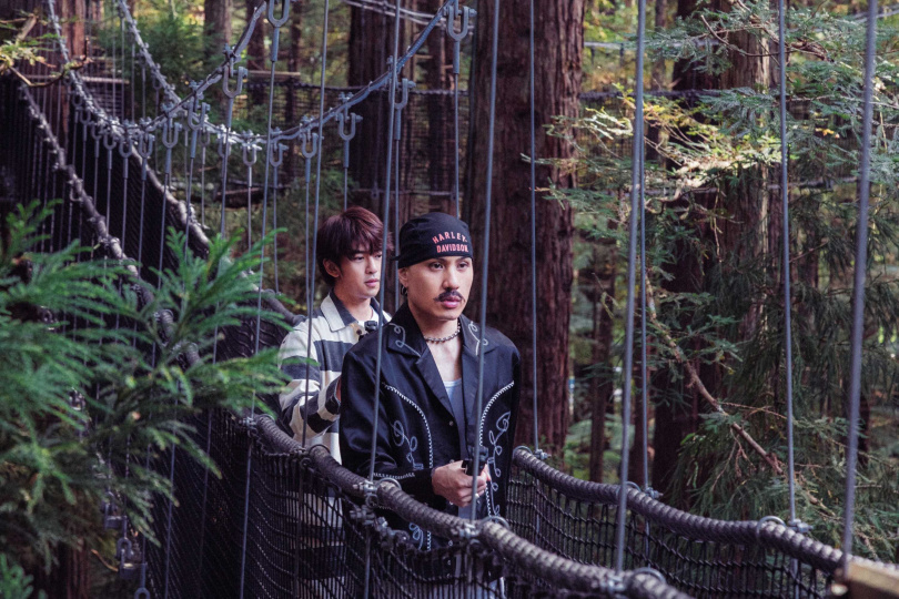 陳柏霖與YELLOW黃宣被任務困住一整個早上。（圖／出去一下提供）