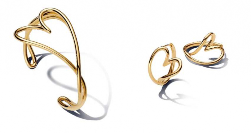 Pandora 自然流線心形手環／7,580元、自然流線心耳環／4,680元（圖／品牌提供）