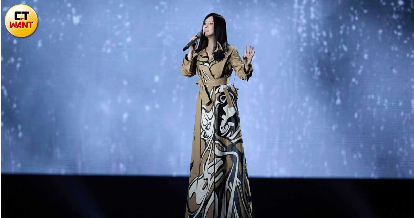 劉福助稱讚江蕙演唱會非常用心，讓經濟大爆發。（圖／侯世駿攝）