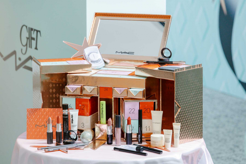 M·A·C 未來樂園系列 2025 聖誕倒數月曆 / 9,000元（圖／品牌提供）