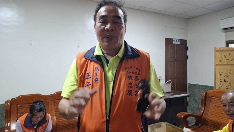 後壁區下茄苳旌忠廟2月初被列為歷史建築，依法不得拆除，廟方14日在神明誕辰時擲筊，神明指示拆除，管委會主委王子豪表示將依法提訴願，爭取拆建的選擇權。（圖／中國時報記者程炳璋攝）