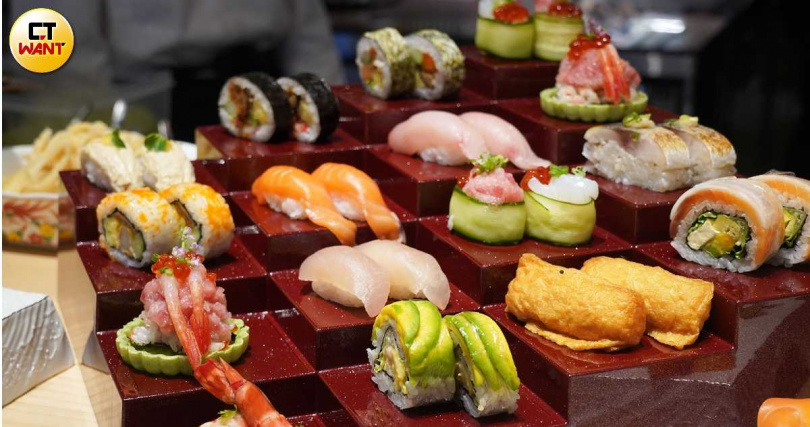 NAGOMI體系頗受歡迎、以各式鮮魚與海味捏製的握壽司，在二店亦有多種選擇。（圖／魏妤靜攝）