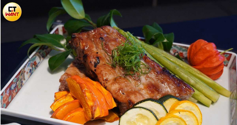 「味噌豬肋排」也是NAGOMI 雅限定菜色。（圖／魏妤靜攝）