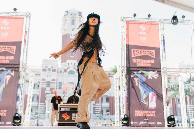 韓國「街舞女戰士」Honey J 為總統盃街舞大賽揭開序幕。（圖片提供／勝星娛樂提供）