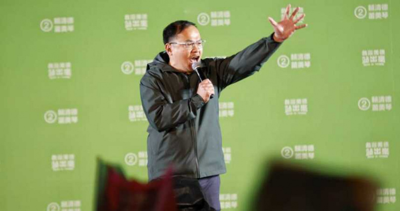 民進黨立委王義川日前在社群媒體發出影片,影片中他向幼童宣講「藍白惡修三法」,遭批卑劣下流,王義川事後解釋當日是私人聚會,下面都是朋友的小孩。(圖/報系資料照)