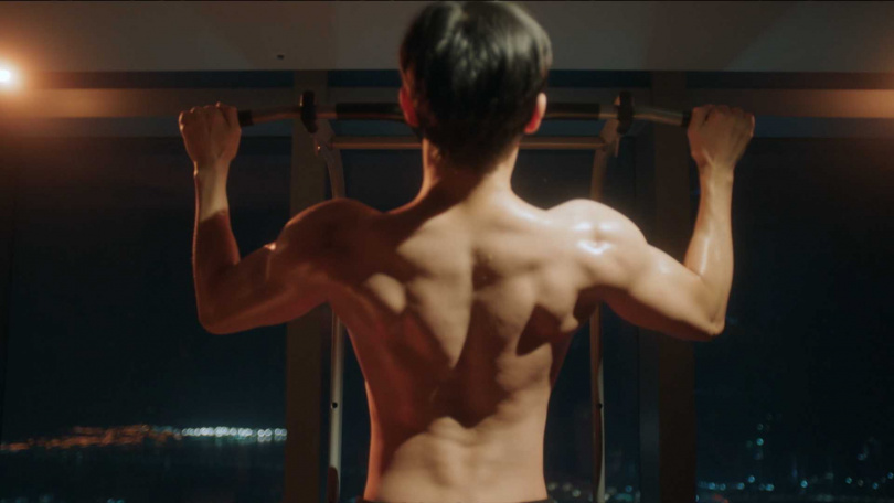 振永大秀好身材。（圖／中天提供）