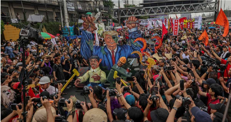 爆炸警戒、彈劾風波與反貪改革交織，小馬可仕在任內倒數第二次國情咨文宣示改革決心。