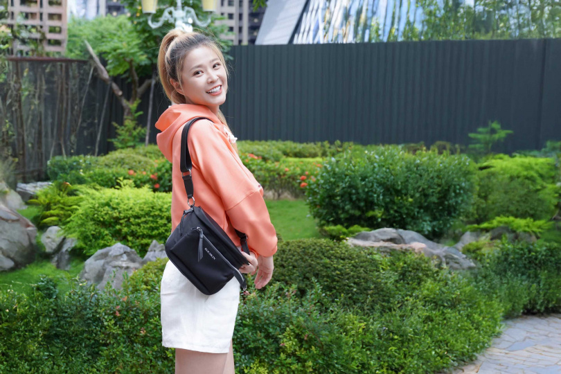 從台劇女神到最美CEO,李燕謙虛表示只給自己59分。(圖/KOCSKIN克麗詩黛提供)