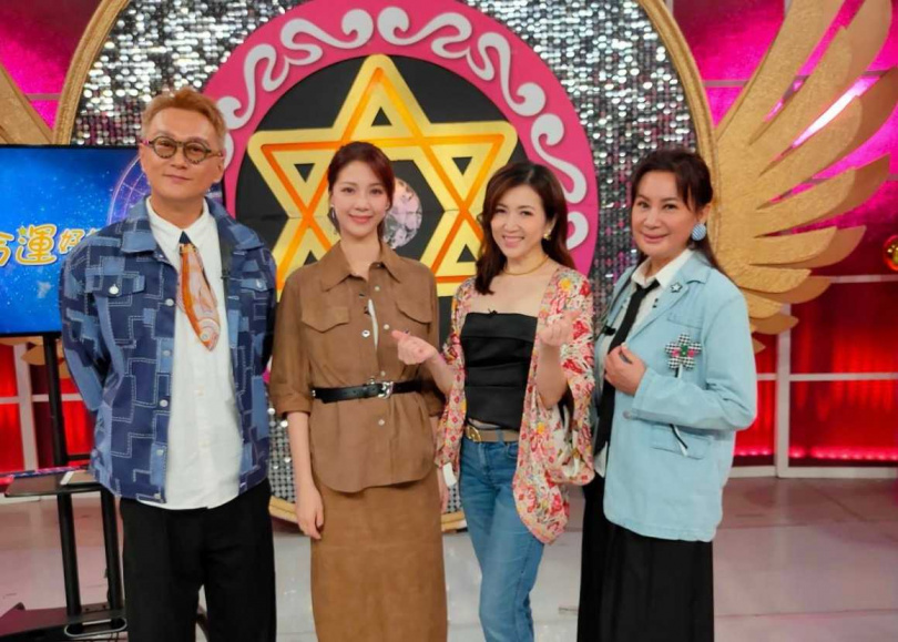 何篤霖、陳亞蘭主持《命運好好玩》，邀來陳曉華、廖家儀上節目。（圖／JET綜合台提供）