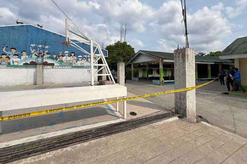 16歲學生槍手午餐後在校內開槍,犯案後自戕,警方持續調查犯案動機。