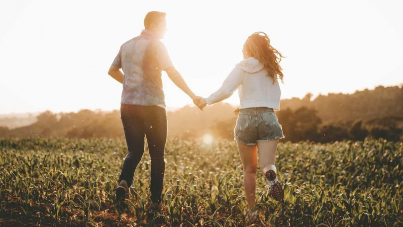 許多網友指出，讓人放鬆的是「休假」的心情，而不是地點，認為原PO因為女友到南部度假開心就想搬到南部生活，恐怕是畫錯了重點。（示意圖，非新聞當是／取自Pexels）