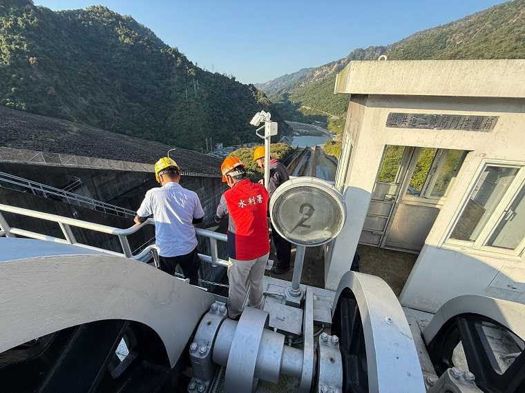 水利署於地震發生後第一時間，即啟動水庫安全檢查通報機制。（圖／經濟部水利署提供）