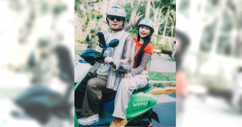 蕭煌奇將首次騎車載人獻給琳誼。（圖／相映音樂提供）