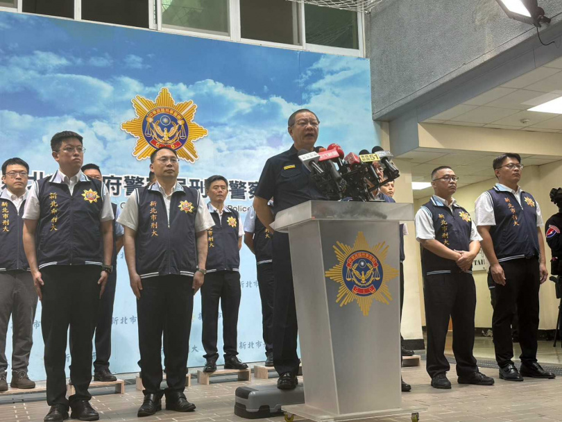 新北市警察局長廖訓誠30日主持打詐成果記者會，強調警方對抗詐團的決心。（圖／陳柔瑜攝）