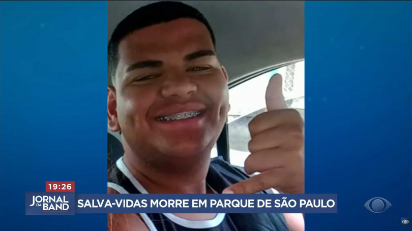 救生員吉列爾梅不幸溺水身亡。（圖／翻攝自youtube／Band Jornalismo）