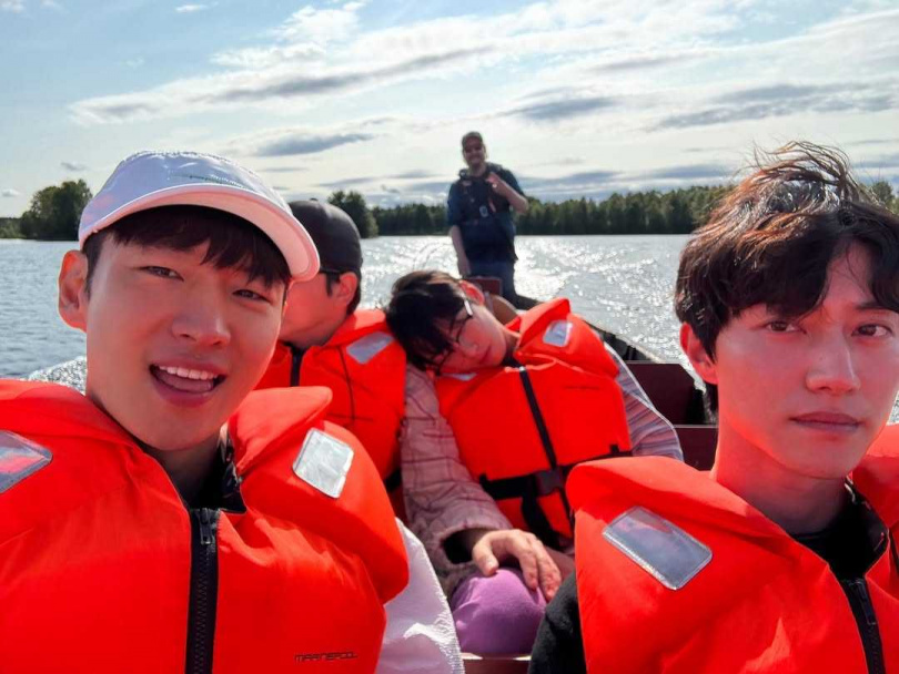 為了維持體態,李帝勳堅持每日運動。(圖/翻攝《協商的技術》官網)