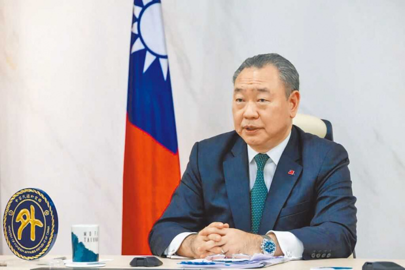 內閣人事改組,傳出駐美代表俞大㵢(見圖)轉任駐西班牙代表,遺缺將由國安會副祕書長徐斯儉接任;不過,涉外人士22日否認,強調根本沒有啟動相關人事作業,「盼有心人士適可而止」。(圖/本報資料照片)