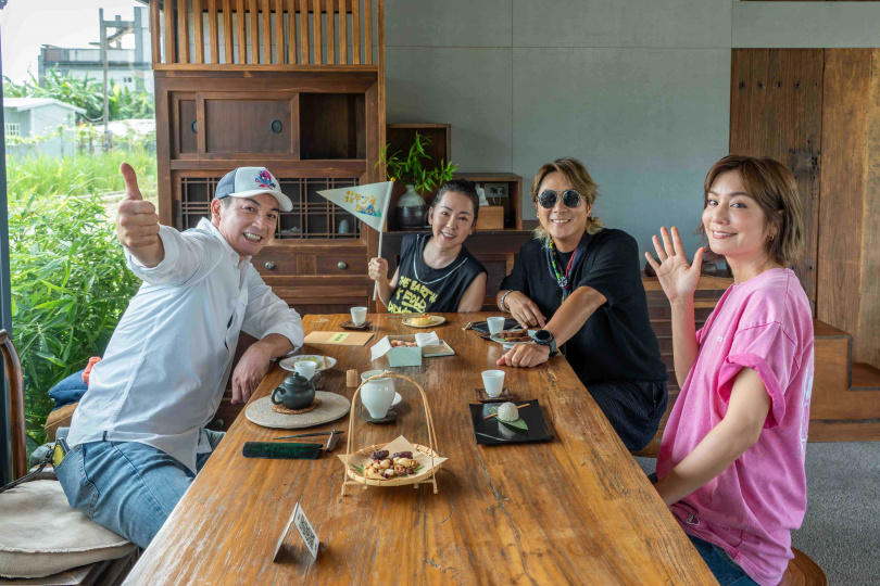 伊正(左起)、況明潔、王仁甫、莎莎一同探索宜蘭之美。(圖/東森提供)