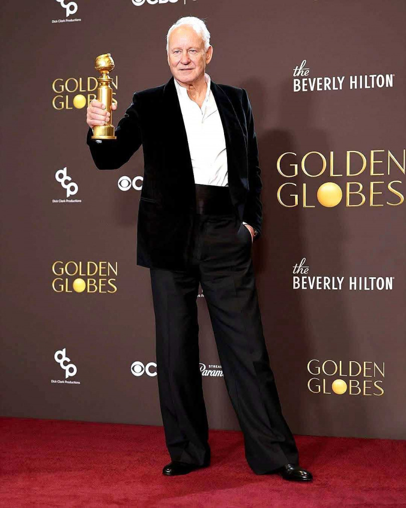 《情感的價值》在史柯斯嘉獲得金球獎最佳男配角獎、伊布思朵特•李拉歐斯獲得國家評論協會獎最佳女配角獎之後，正式進入奧斯卡獎季競賽。（圖／海鵬提供）