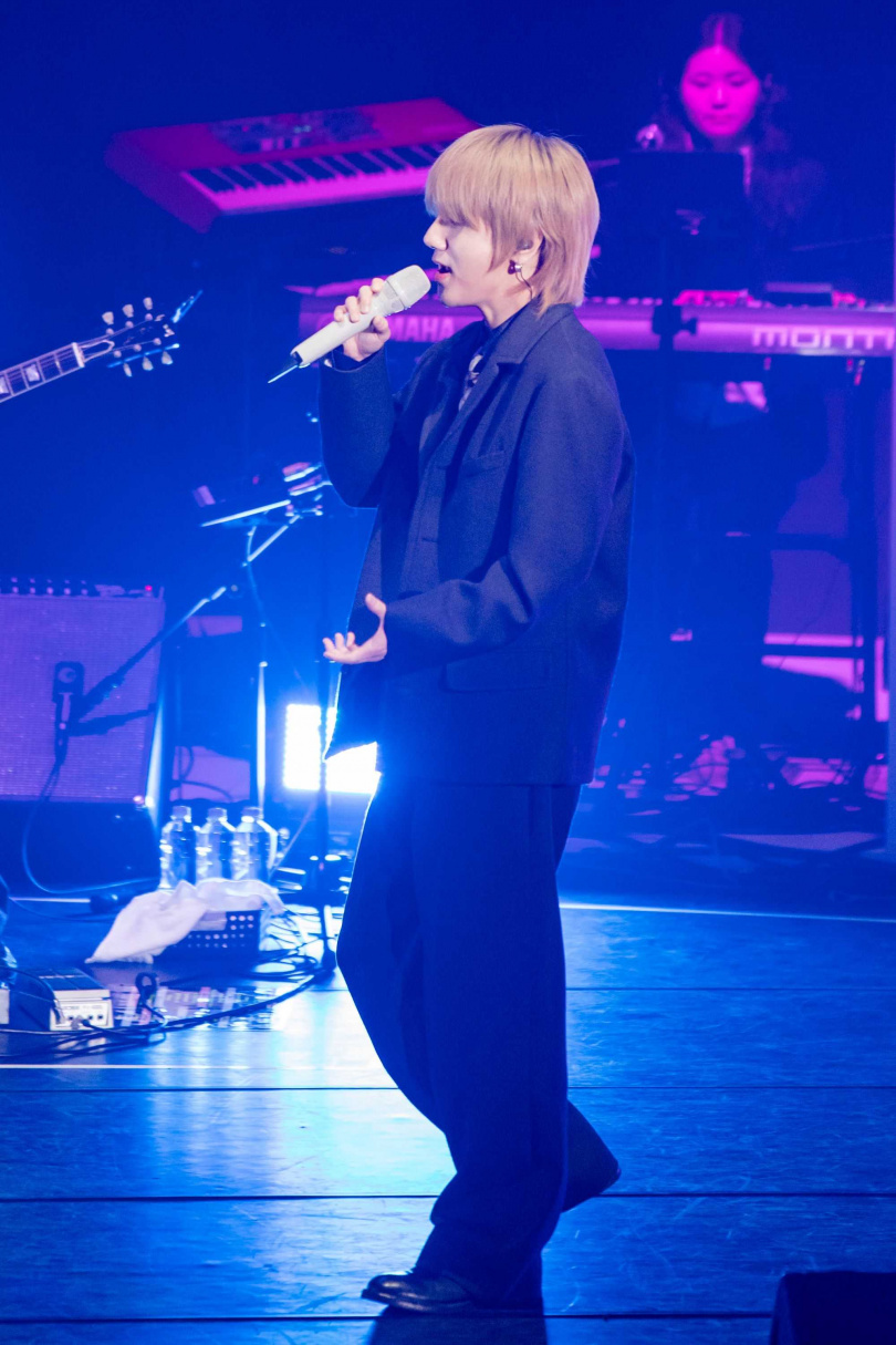 藝聲帶來招牌歌〈It Has to Be You〉、韓文版〈永不失聯的愛〉等逾25首歌曲。（圖／讀者提供）