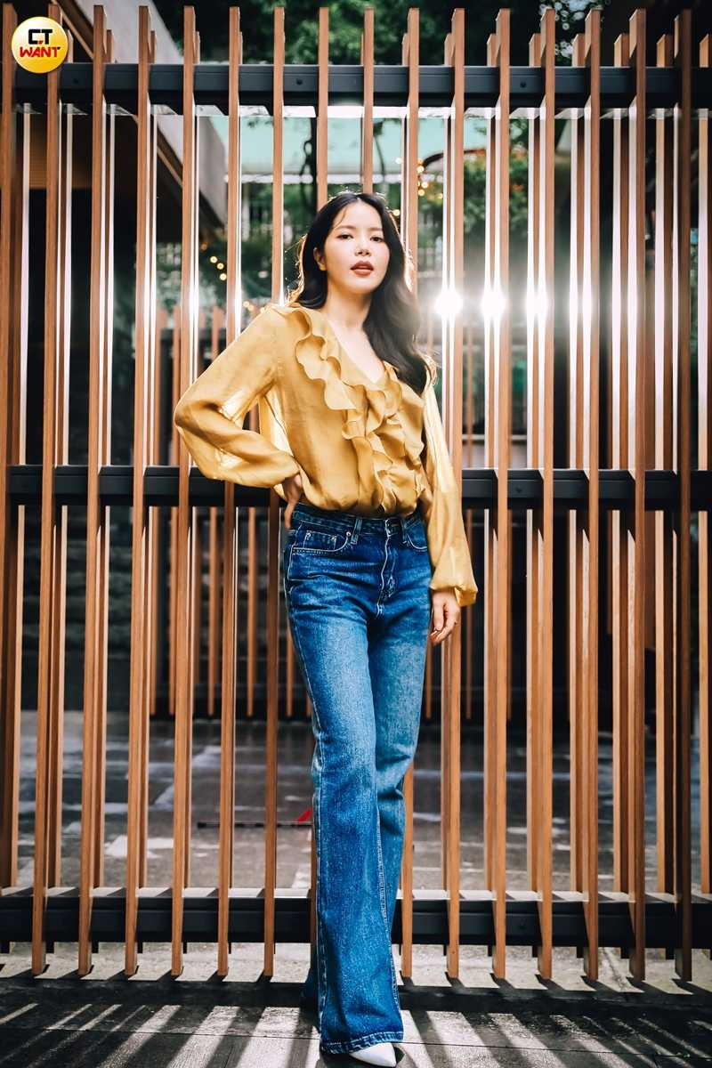 頌樂一天花4小時學中文,她的動力是想以中文和粉絲溝通。(圖/侯世駿攝)