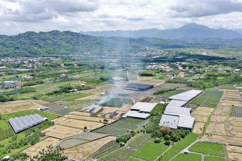 南投縣環保局運用空拍機、煙霧辨識系統監控加強稽查。（圖／南投縣政府提供）