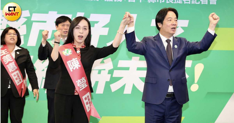 民進黨2026年百里侯已提名人選中,僅角逐台東縣長的現任立委陳瑩(前排左)算是正國會人選,她將在藍大於綠的台東縣鏖戰藍營縣議長吳秀華與系出同門的前立委劉櫂豪,晉級難度非常高。(圖/方萬民攝)