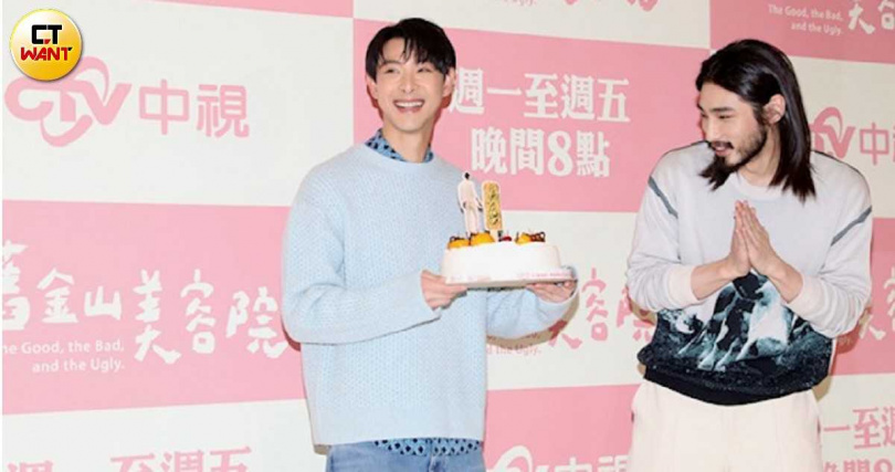 電視台幫一月生日連晨翔提前慶祝。（圖/侯世駿攝）