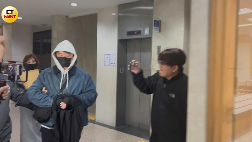 秘書邱朝露。（圖／翁靖祐攝）