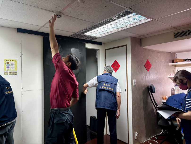 北市府速查全市密室逃脫,共計重罰104萬。(圖/北市府提供)